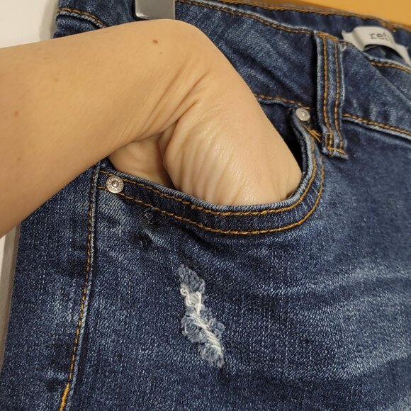 Refuge Women's Blue Denim Distressed Mid Rise Front Zipper Casual Skinny Jeans - Picture 4 of 12